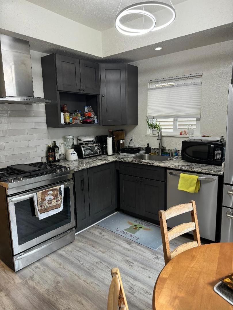 Bumblebee House Apartman Oakland Kültér fotó